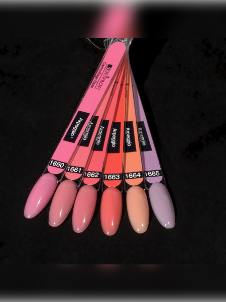 База для ногтей камуфлирующая Arpeggio Sofiprofi ARPEGGIO CAMOUFLAGE BASE, 10 мл